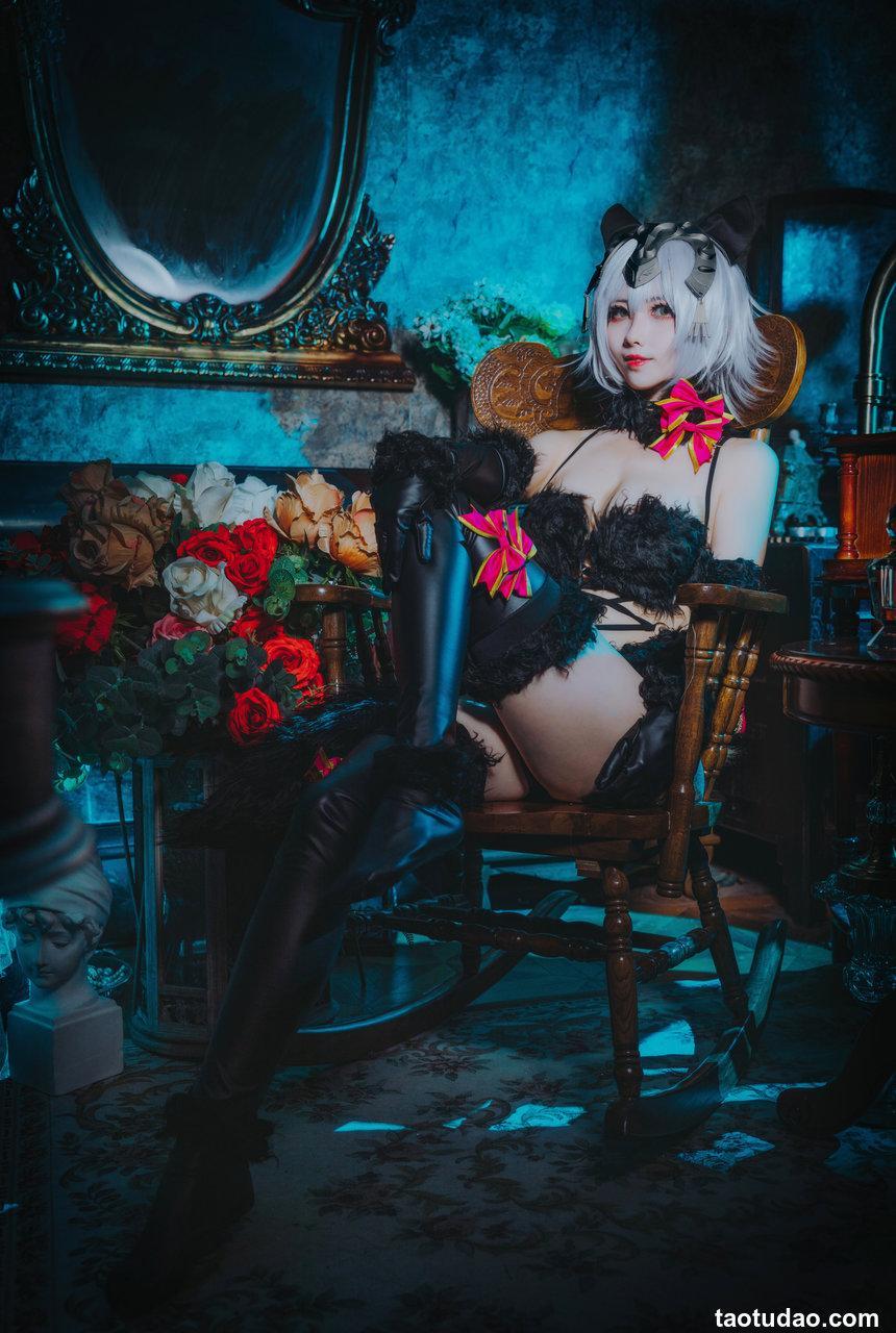 rioko凉凉子 - 黑贞[16P／234MB]