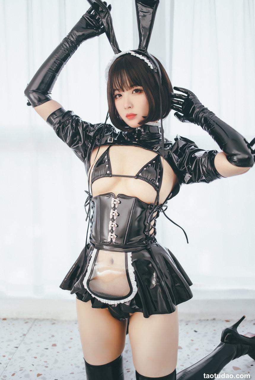 轩萧学姐 - NO.01 兔女郎女仆 [52P1V-517MB]