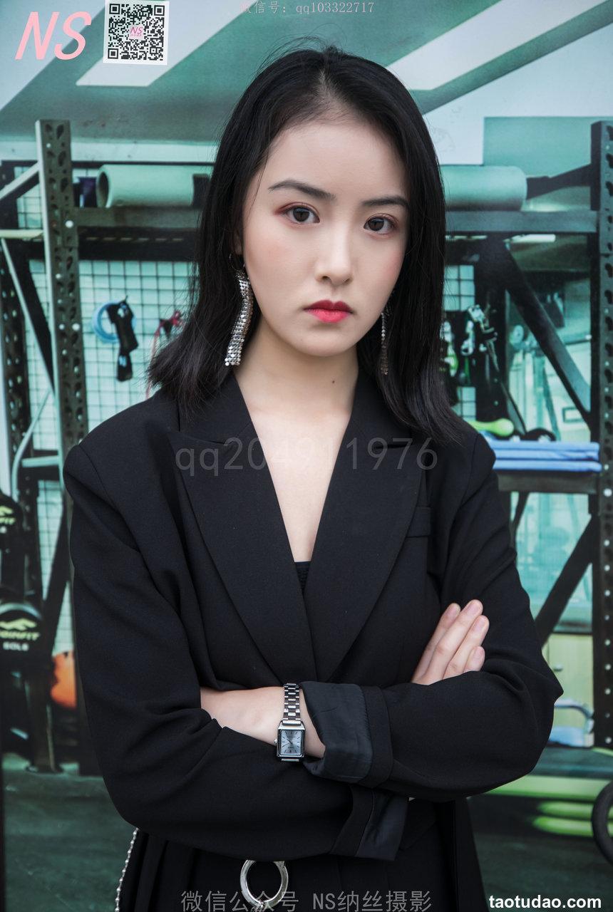 纳丝摄影 忆霜特殊的美妙长靴丝袜 [64P1V-1.08GB]