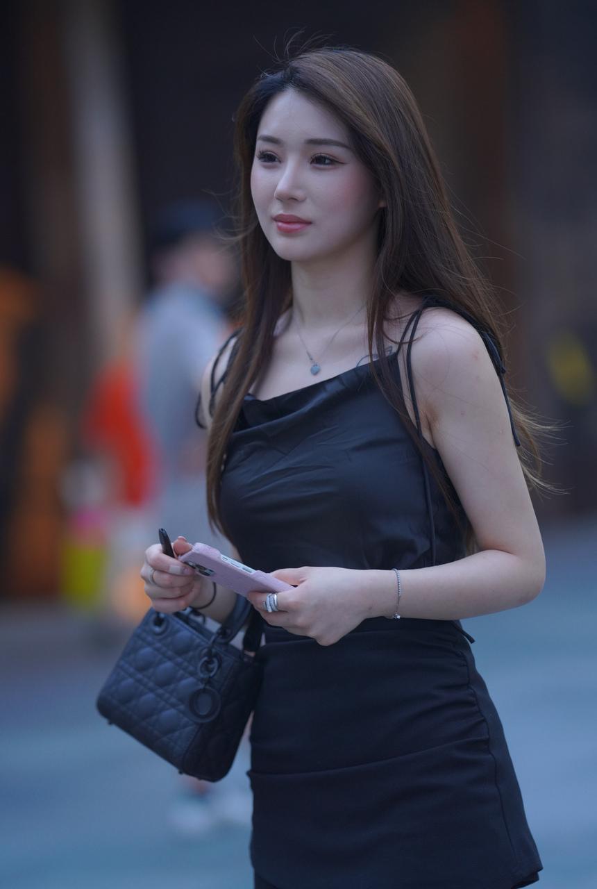 都市丽人漂亮的纹身小姐姐【106P-1.30G】