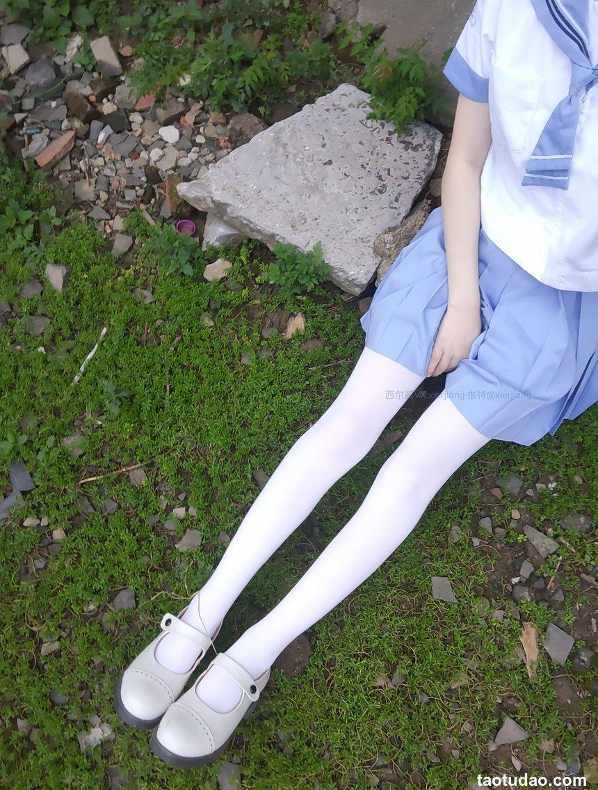 西尔酱 NO.018 — 青草水手服 [74P+1V-695M]