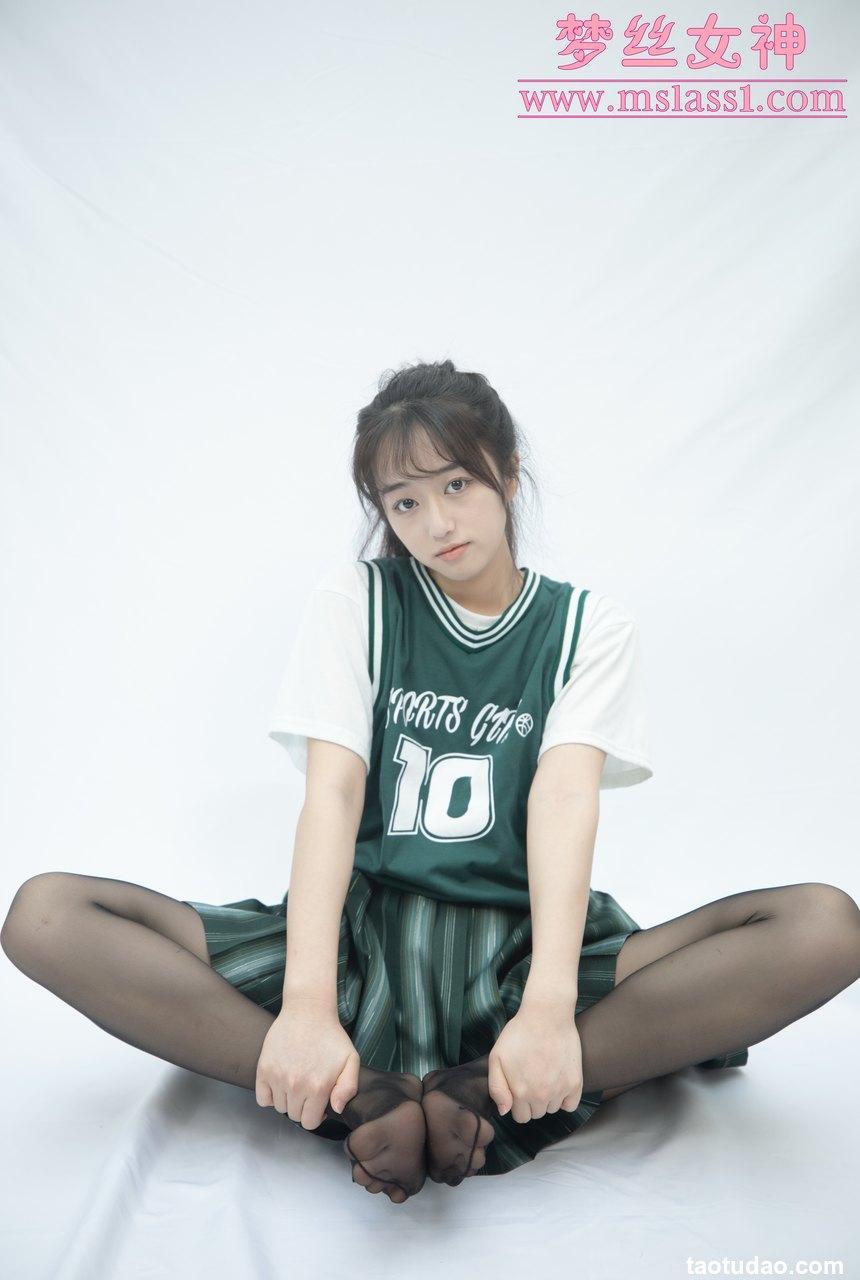 [MSLASS梦丝女神]2021.06.21 NO.153 球衣黑丝 王娇娇[37+1P／163MB]