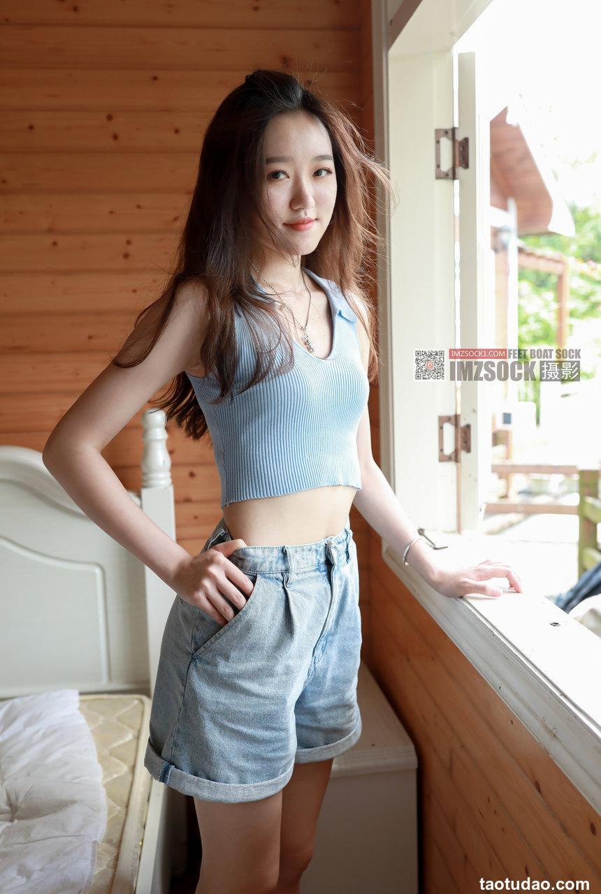 [MZSOCK]爱美足 NO.136 雯雯[82P+1V／1.49GB]