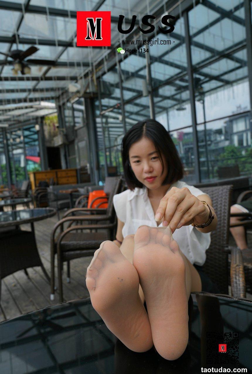 [MussGirl慕丝女郎]NO.042 大学会计专业的女老师[87P／257MB]