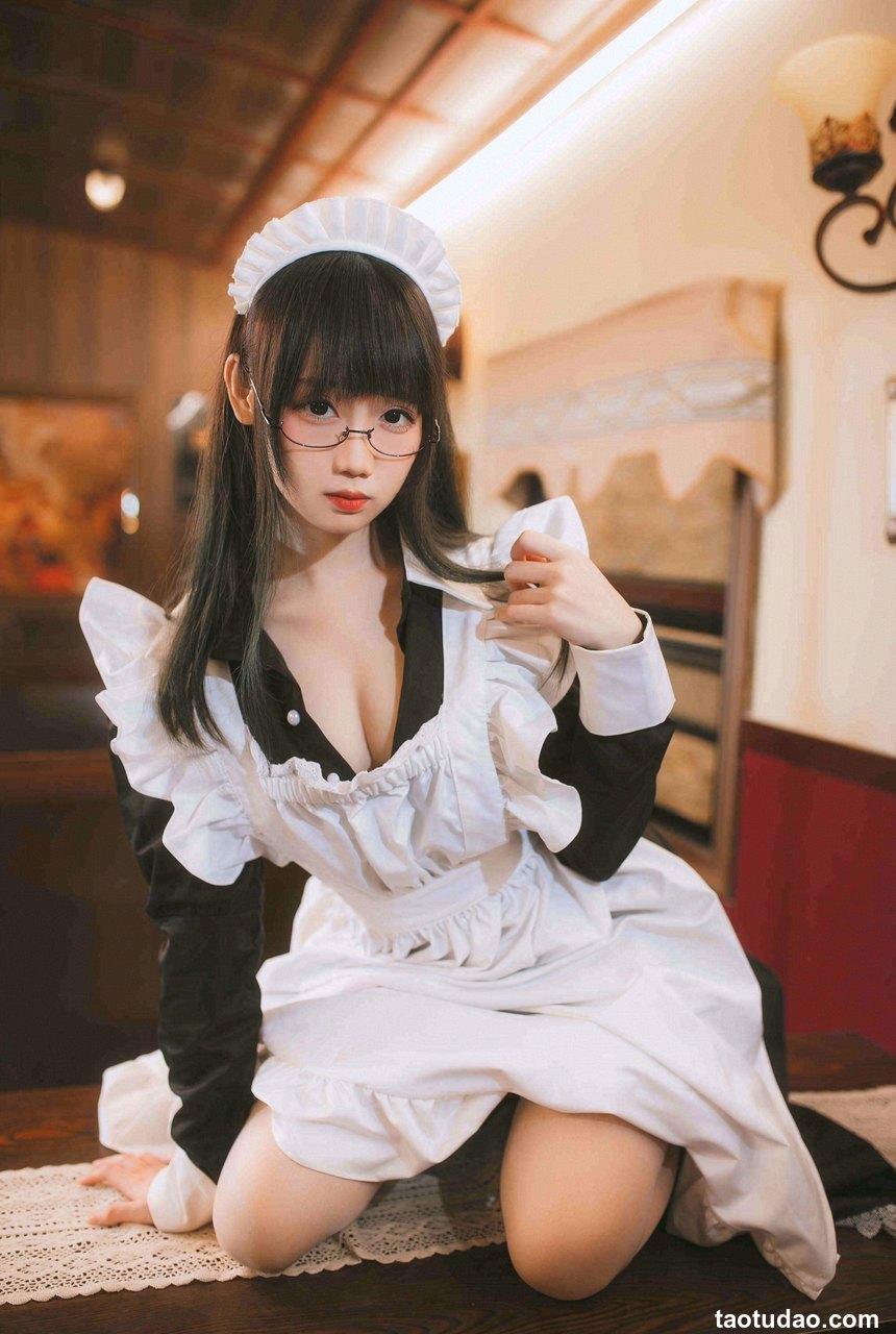 焖焖炭 - NO.05 女仆 [33P-98MB]