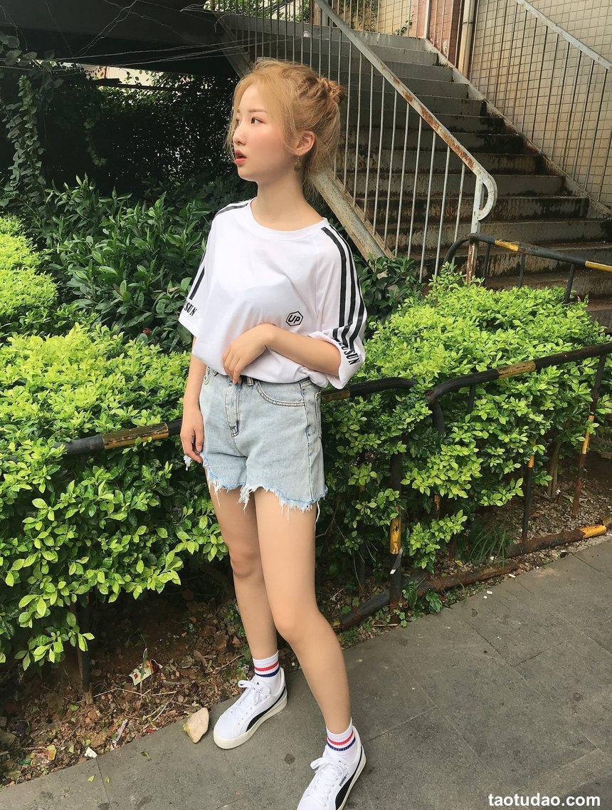 [最爱帆布鞋] 丝袜美腿写真 ON.38 图套