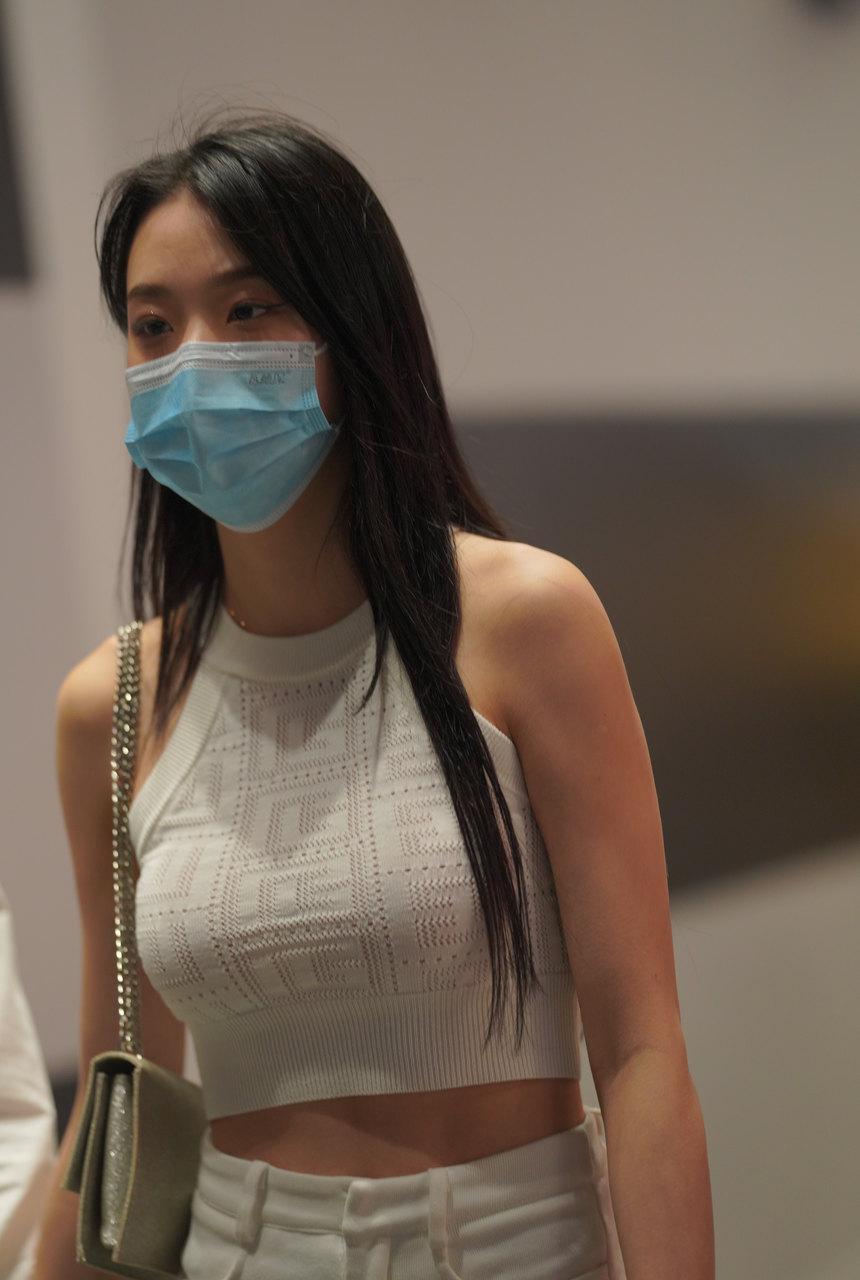 都市丽人立体镂空针织背心吊带气质美女 [211-2.53G]