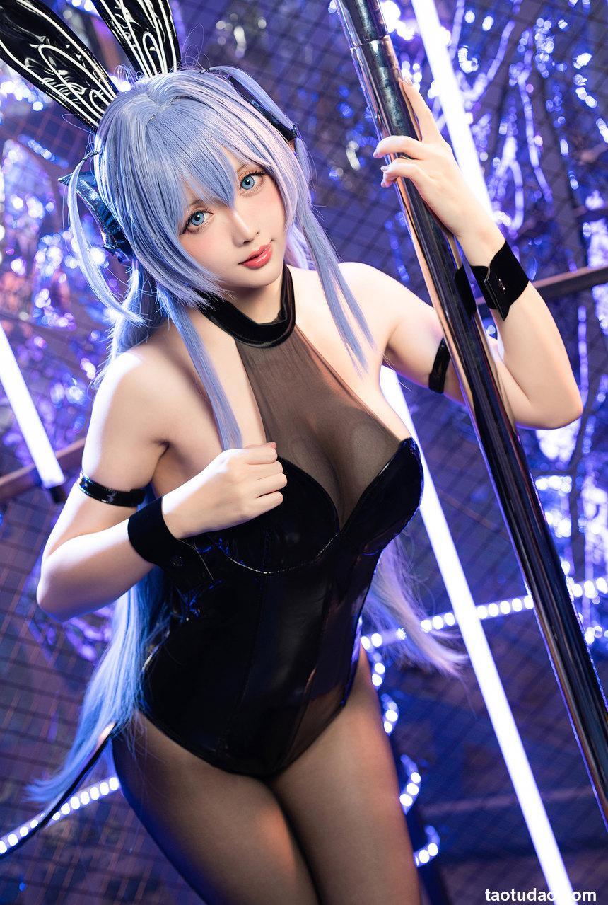 星之迟迟 NO.177 —  花园 [31P-168M]