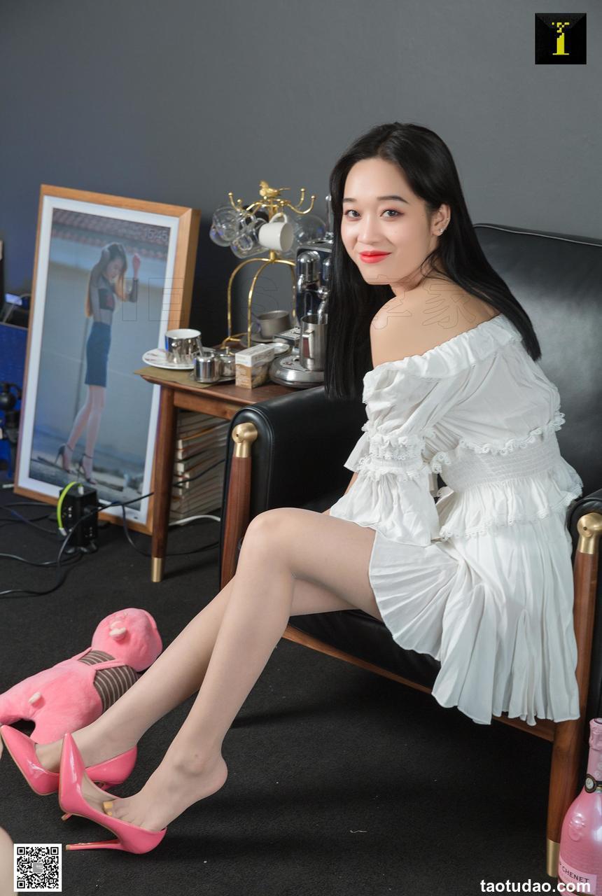 [IESS异思趣向]2019.07.05 丝享家522：可乐的少女系高跟 [86P]