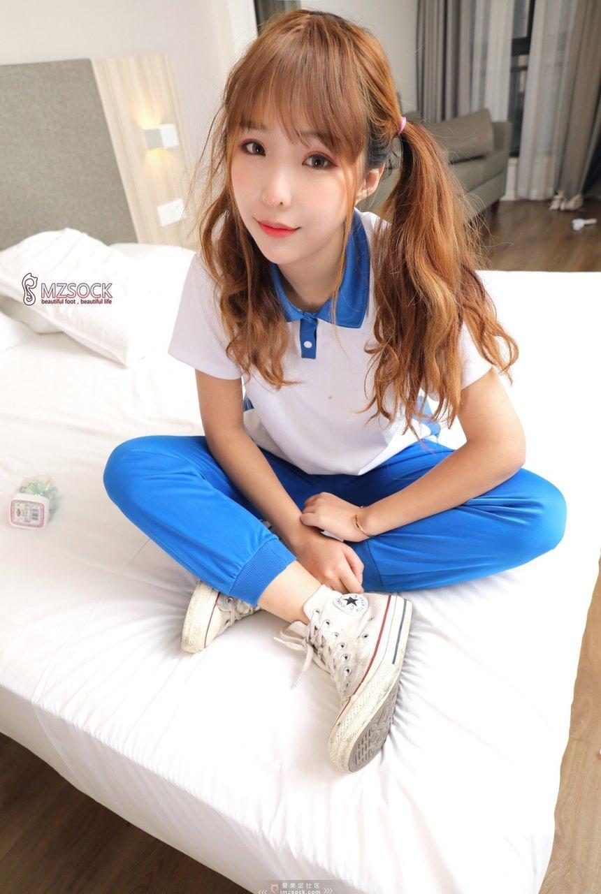 MZSOCK爱美足社区-2020-第三期 Ella 校服船袜
