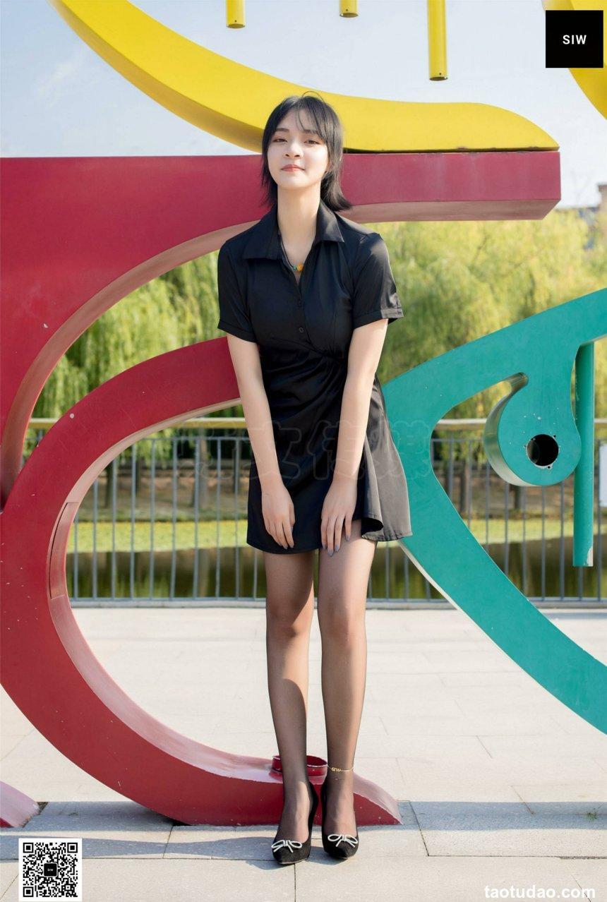 SIW斯文传媒 091 思琪 真丝修身超短低腰裙 [63P+75M]