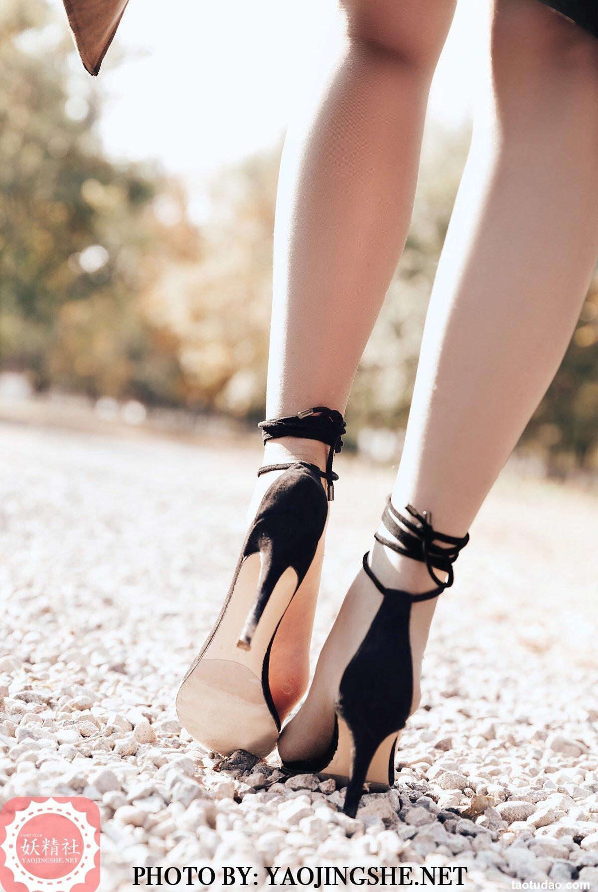 [妖精社] 2020.01.15 V2004《林中美丝》苏玮 [35P/291M]