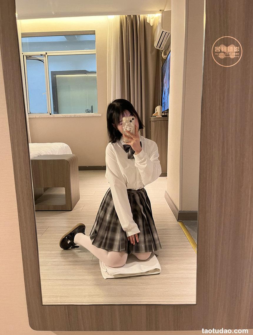 誉铭摄影《2022第10期》[110P+1V-1.01G]