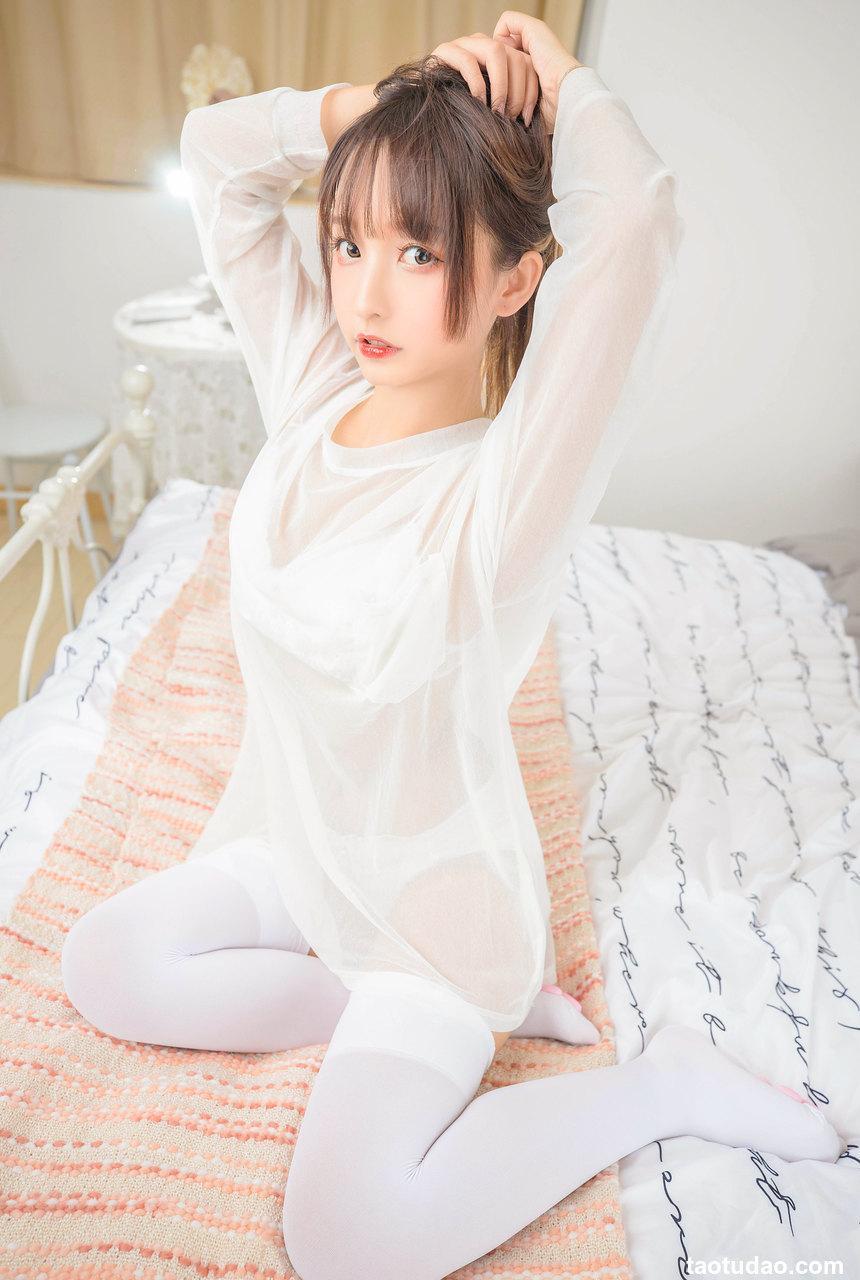 神楽板真冬 — おかえり - 猫脚女仆[150P+2V／548MB]