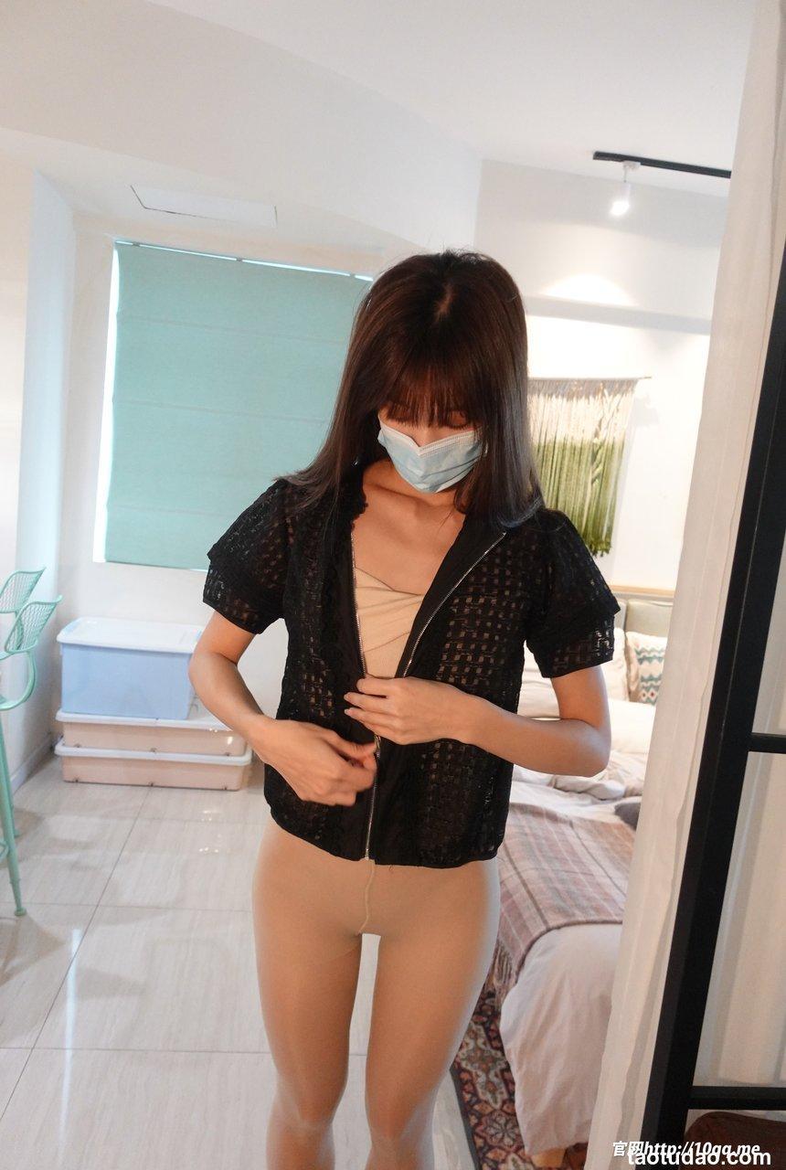 [ROSI写真]口罩系列 2021.12.15 NO.2012[70+1P／99.7MB]