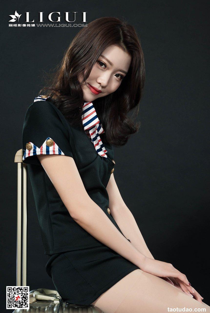 [Ligui丽柜]2019.09.18 钟情 空姐的秘密 [93+1P]