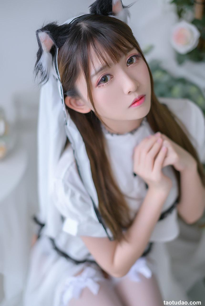 Coser鳗鱼霏儿 – 猫耳娘 第三套 [12P-135MB]