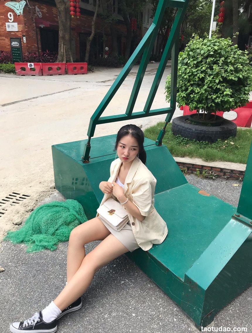 [最爱帆布鞋] 丝袜美腿写真 ON.42 图套+视频