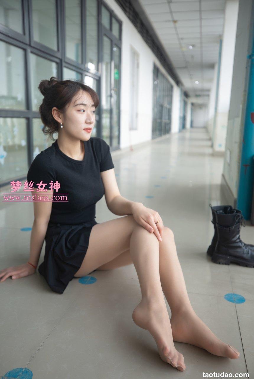 [MSLASS梦丝女神] 2022.03.24 《诗敏 靴下女神》 [40+1P-205M]