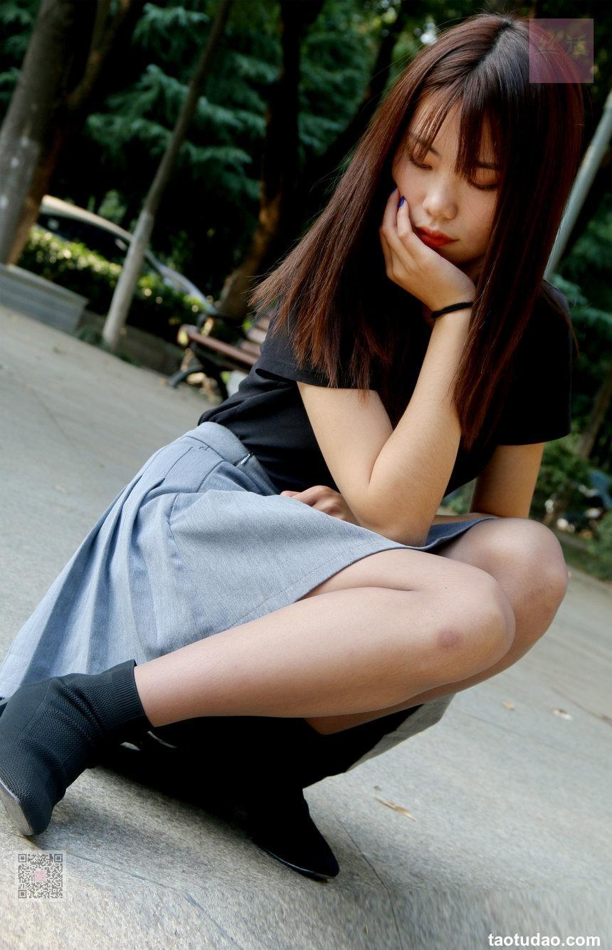 [SiHua思话]SH012 等车的前奏曲 雯玥[98P+2V／816MB]