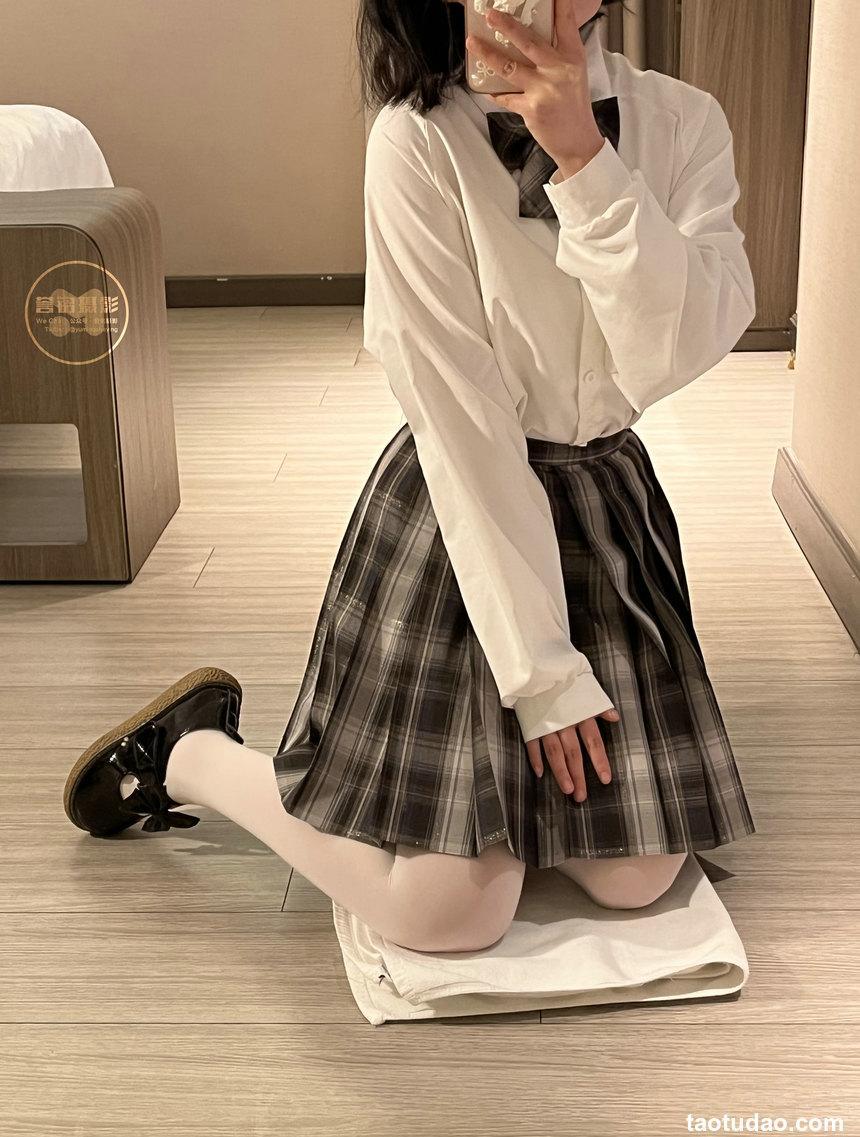 誉铭摄影《2022第10期》[110P+1V-1.01G]