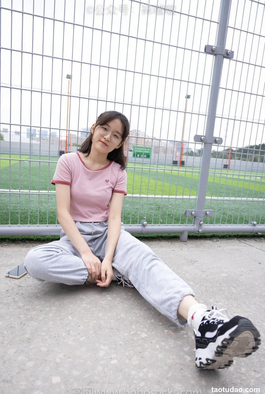 [BoBoSocks袜啵啵]NO.016 熊熊-斯凯奇运动鞋、棉袜（踩脏）、裸足[147P+1V／4.71GB]