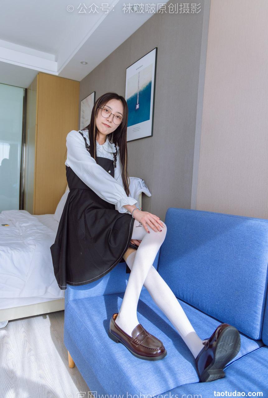 [BoBoSocks袜啵啵]NO.177 稚予-皮鞋、厚白丝（脚底猫爪印款）[140P+1V／5.50GB]