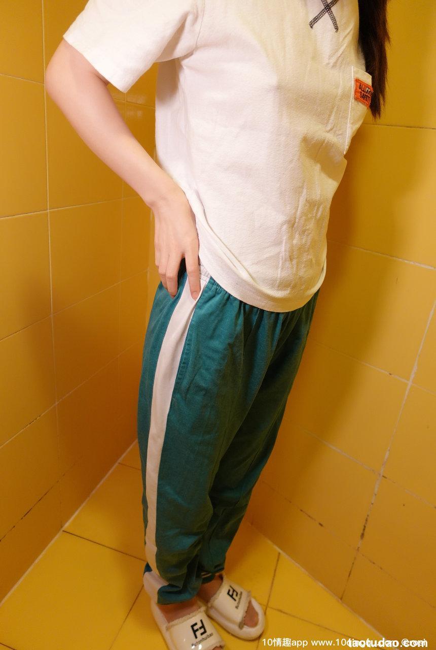 [ROSI写真] 口罩系列 2019.07.15 NO.1128 [60+1P/56M]