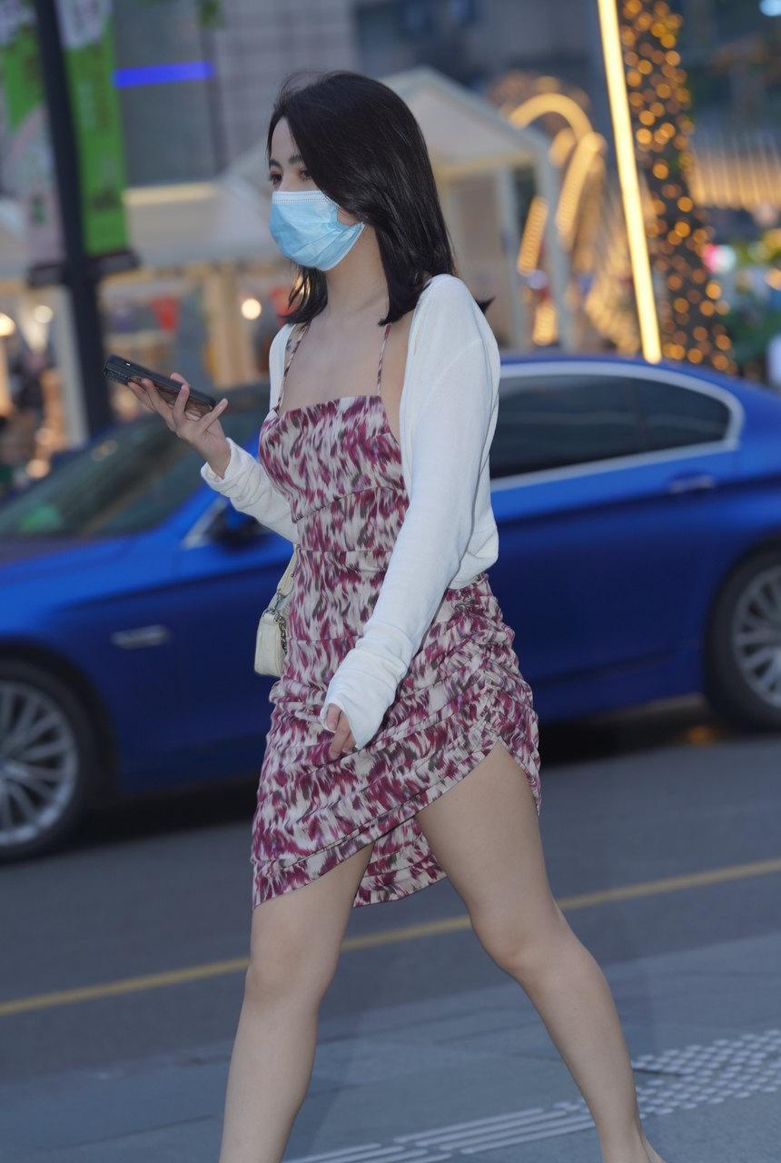 都市丽人碎花吊带裙少妇【94P-1.1G】