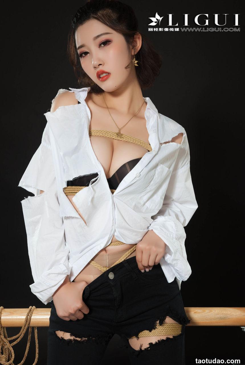 [Ligui丽柜] 2018.11.09 Model 筱筱 [91+1P/36.3M]