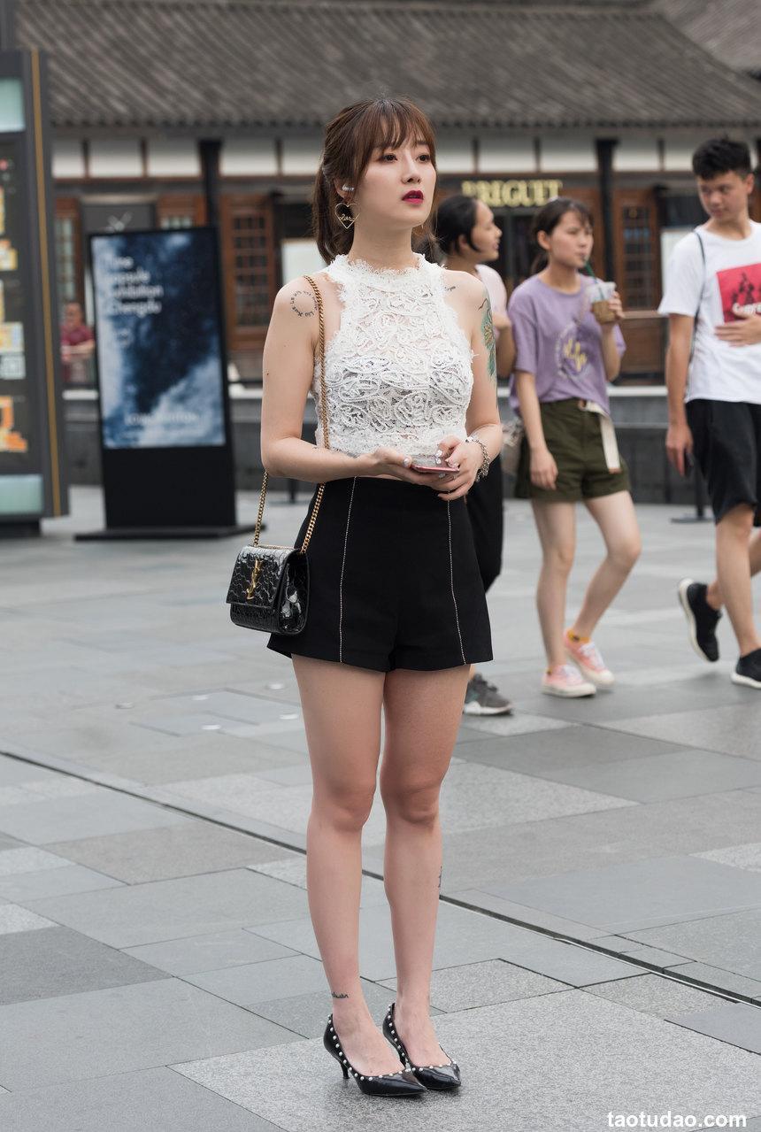 都市丽人漂亮的白色镂空美女【37P-584MB】