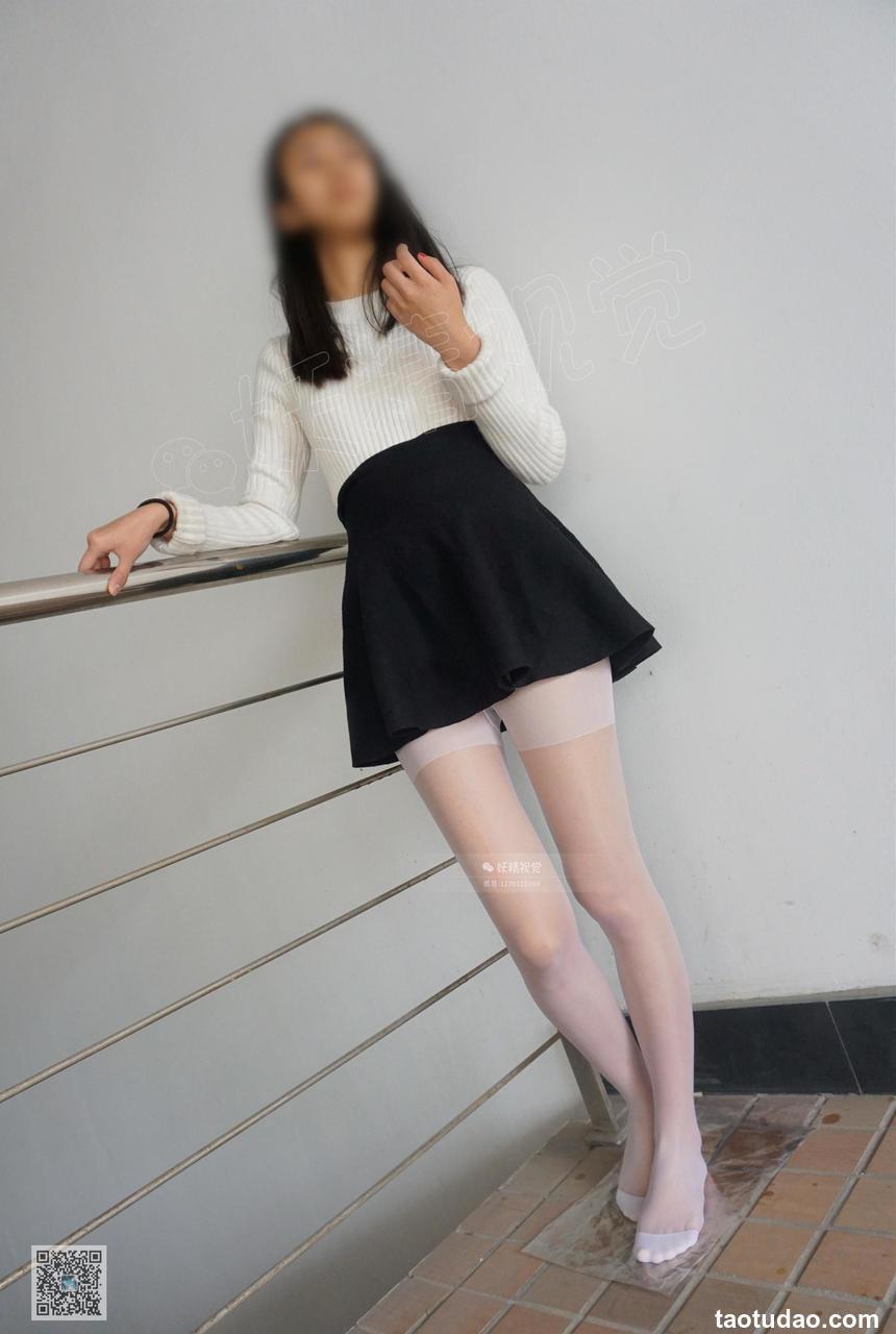 妖精视觉 NO.044 诗诗 风吹起白丝袜[66P／25.3MB]