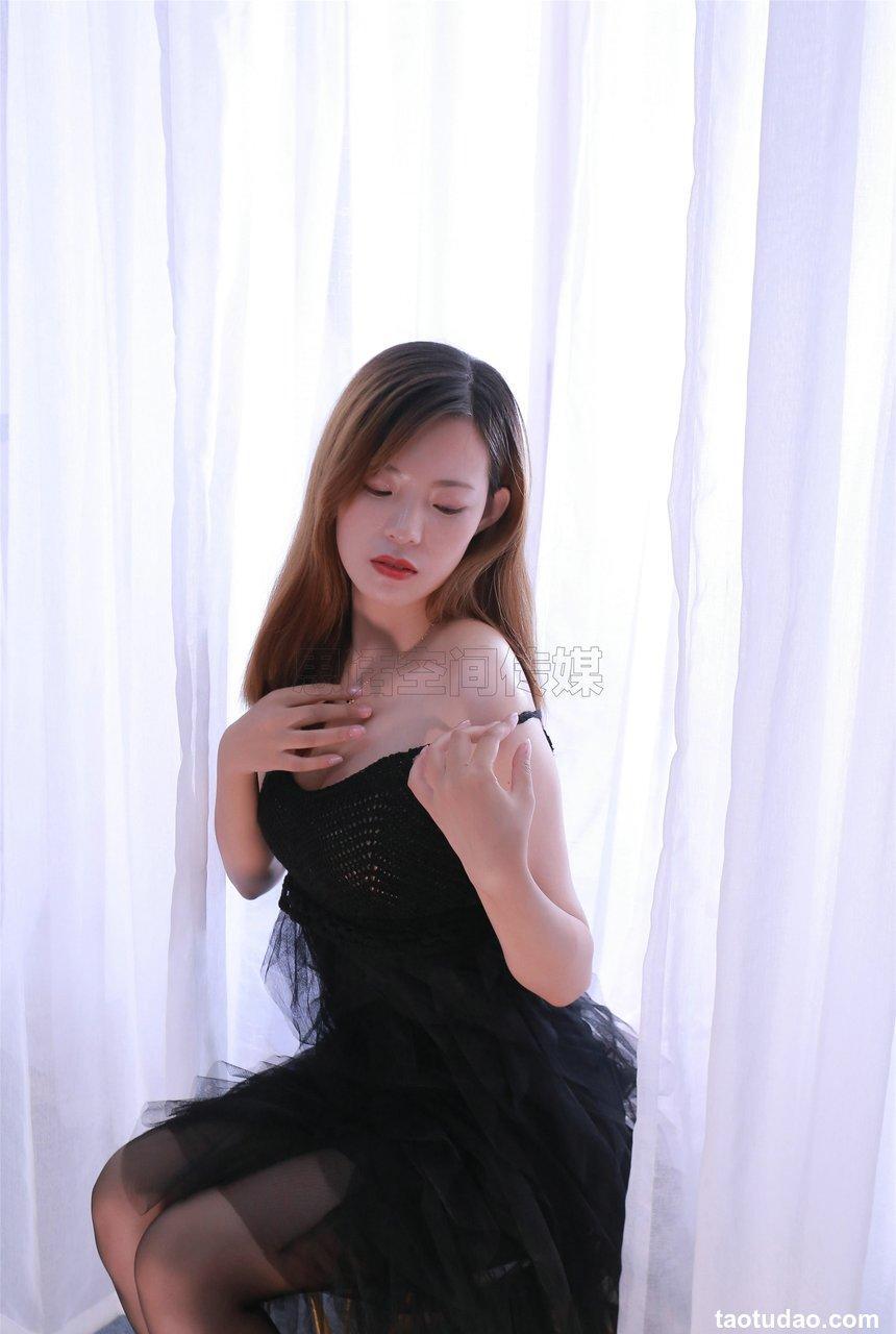 [SiHua思话]SH159 艺沫 黑丝美腿的魅惑[50P／124MB]