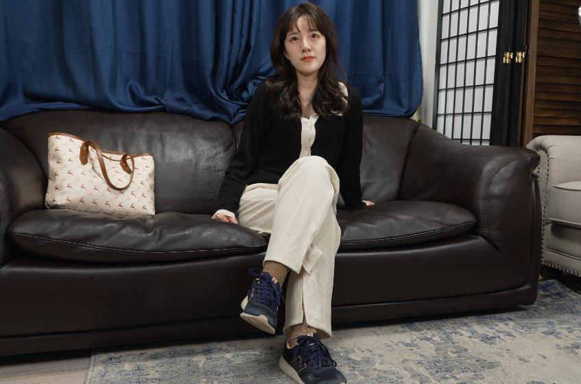 [A&F]丝足视频 056-美女Lizi展示性感的脚丫子 [1V-3.33G]