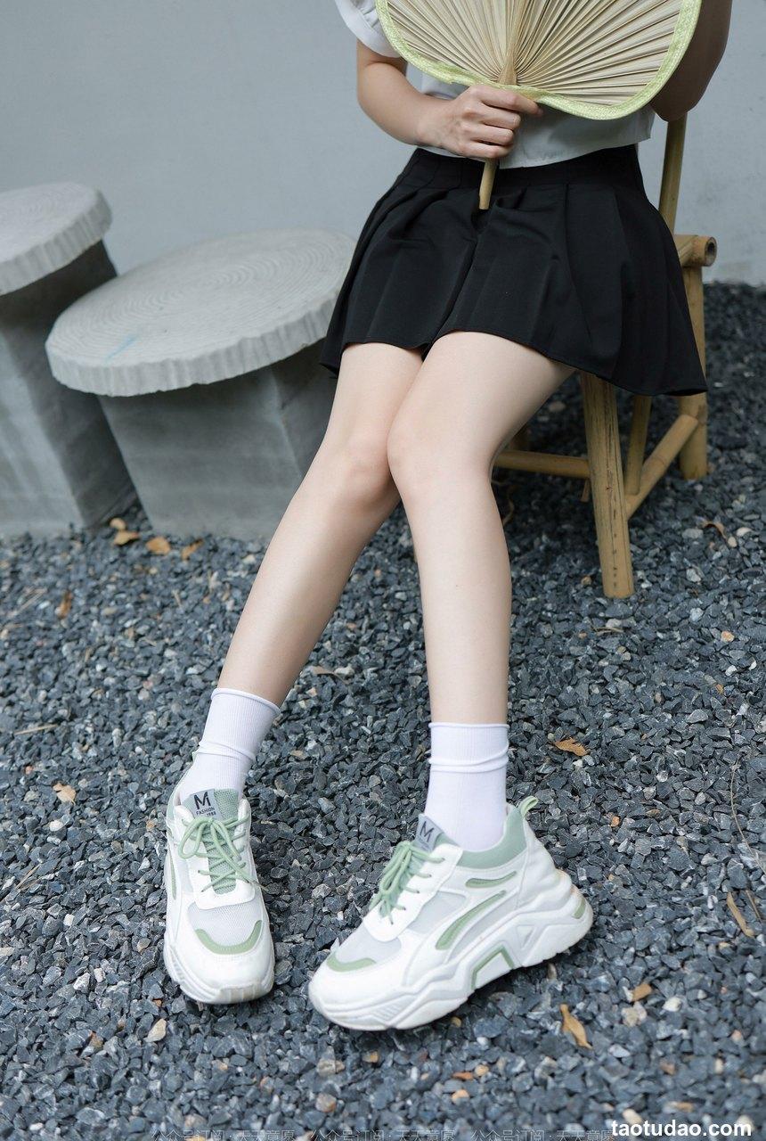 [IESS异思趣向] 2022.08.11 丝享家1174：幂幂《新人报道》[87P／120MB]