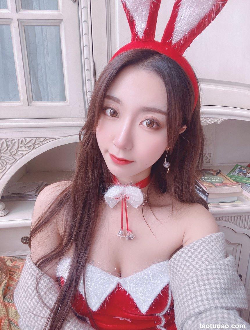 黑川 - 圣诞小兔子 [32P-80MB]