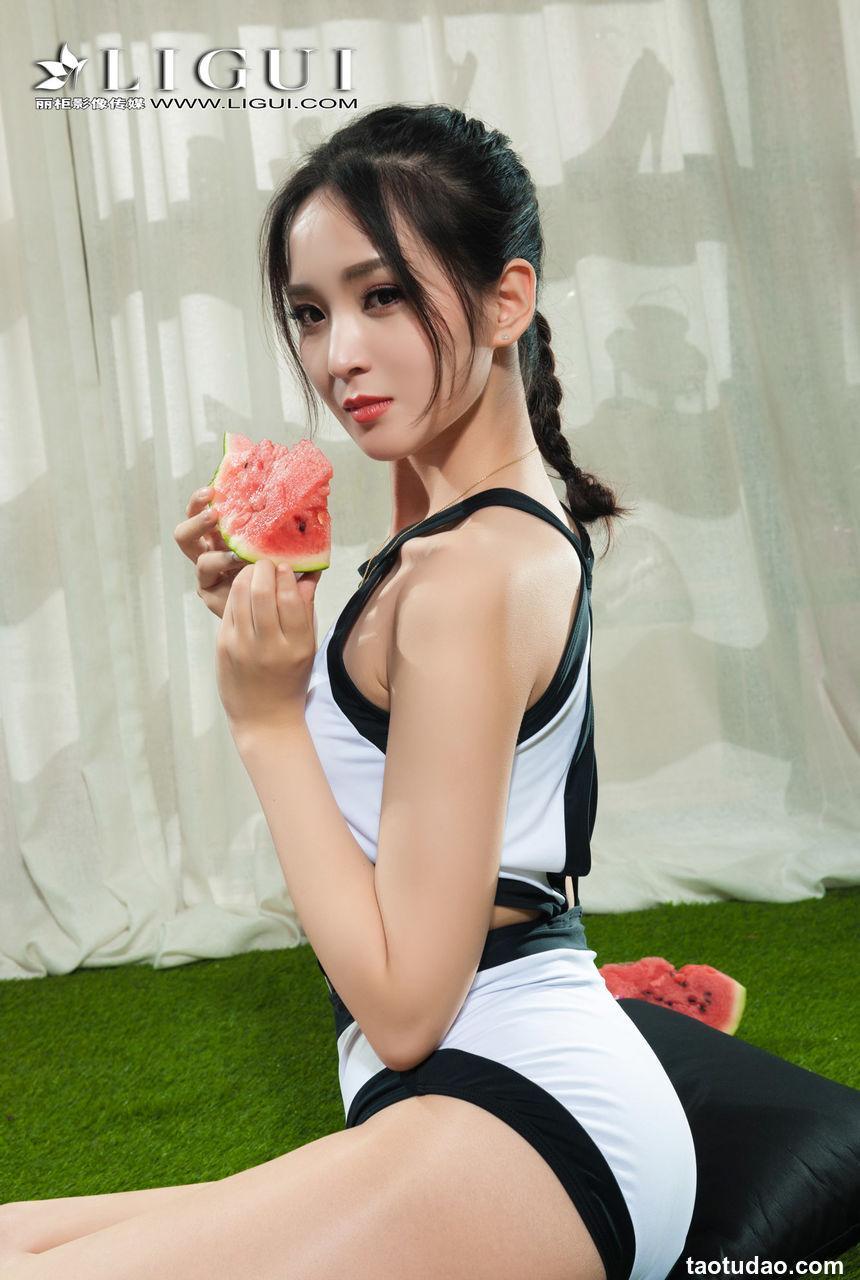 [Ligui丽柜] 2018.11.12 网络丽人 Model 小戈[60+1P/32M]