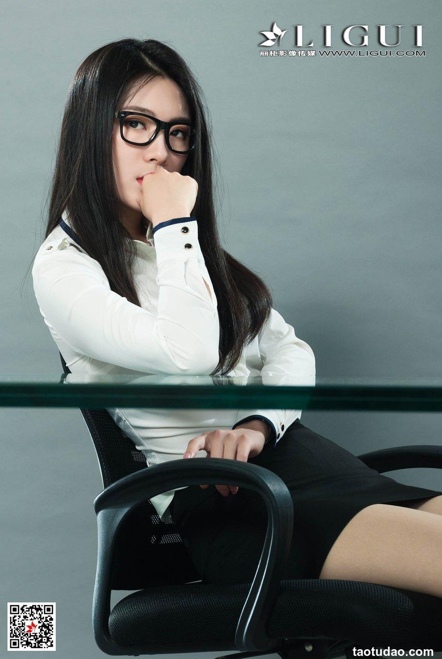 [Ligui丽柜]2019.09.16《职场新秀》-书雅 [43P]