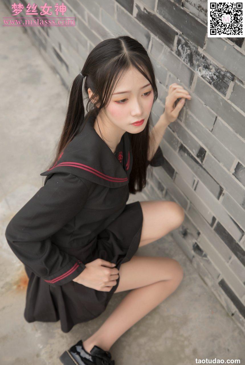 [MSLASS梦丝女神] 2020.03.27 NO.104 诗琪《纤细的美腿玉足》[92+1P630M]