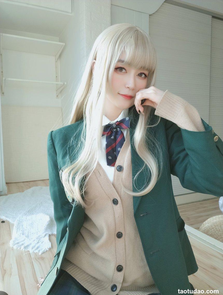 Coser小姐姐白银 - 灰色空间 [90P1V-578MB]