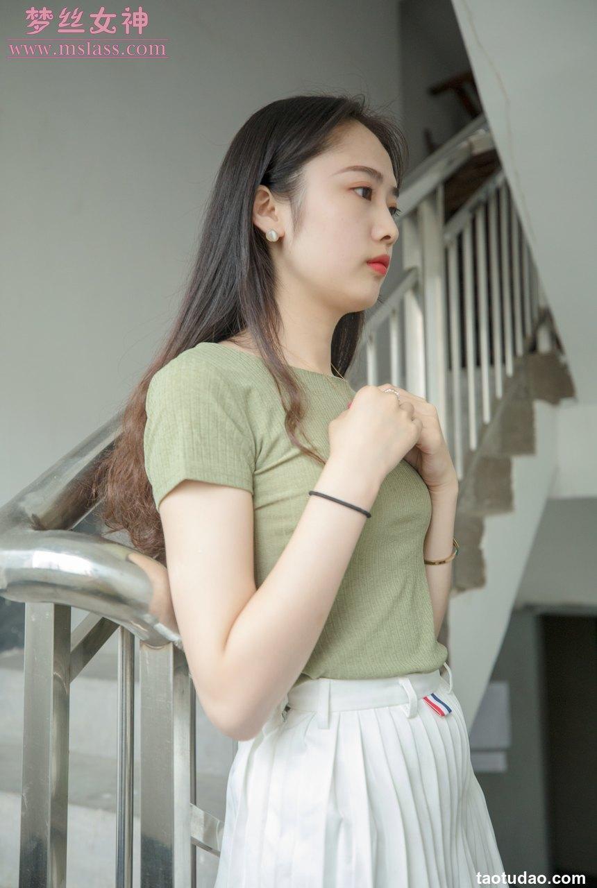 [MSLASS梦丝女神] 2019.06.20 柳儿《侧颜美的小姐姐》[74P+1V-0.99G]