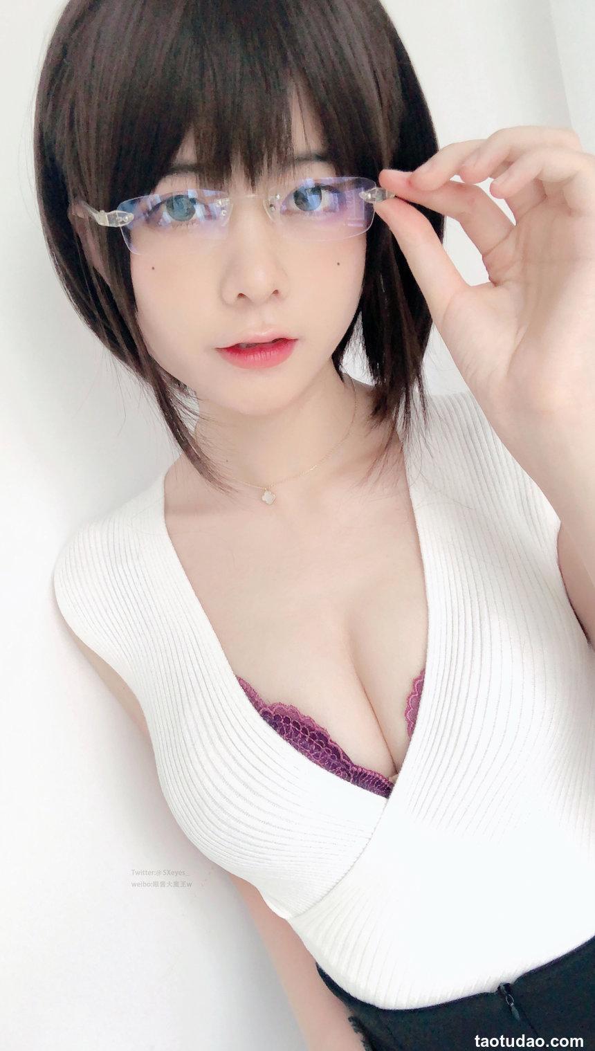 眼酱大魔王 NO.052 – 办公小姐姐[25P／85.2MB]