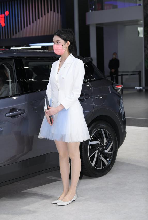 都市丽人白裙亮丝美女【109P-2.5G】