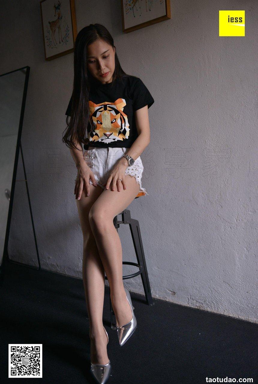 [IESS异思趣向] 2018.05.06 丝享家226《白色短裤里的秘密》君君[99+1P]