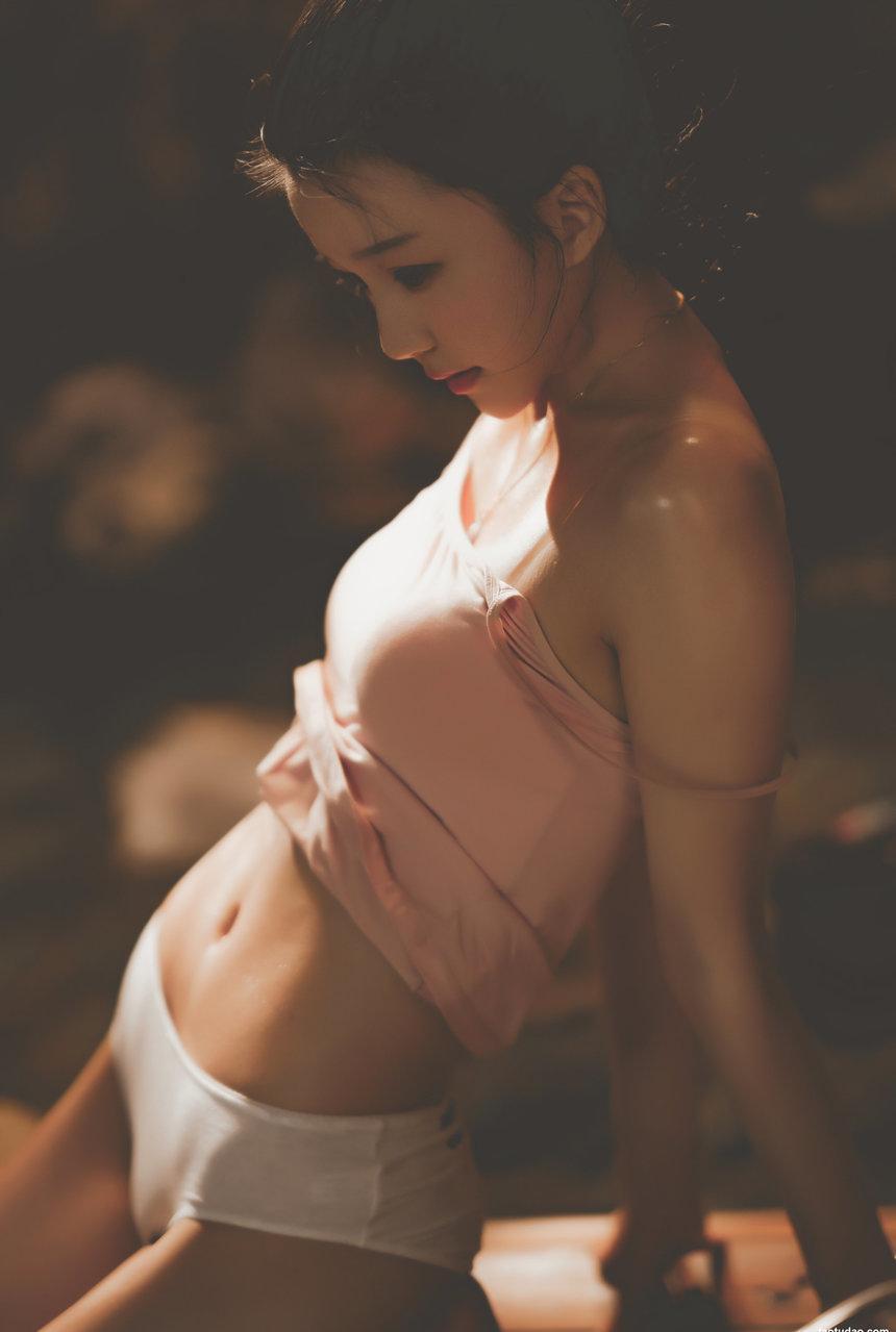 [Cosplay] Nagisa 魔物喵 – Hot summer 炙夏 2 [39P-1.11GB]