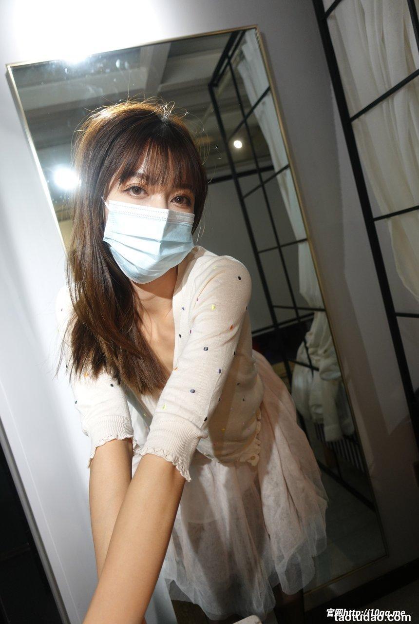 [ROSI写真]口罩系列 2021.12.02 NO.1999[75+1P／111MB]