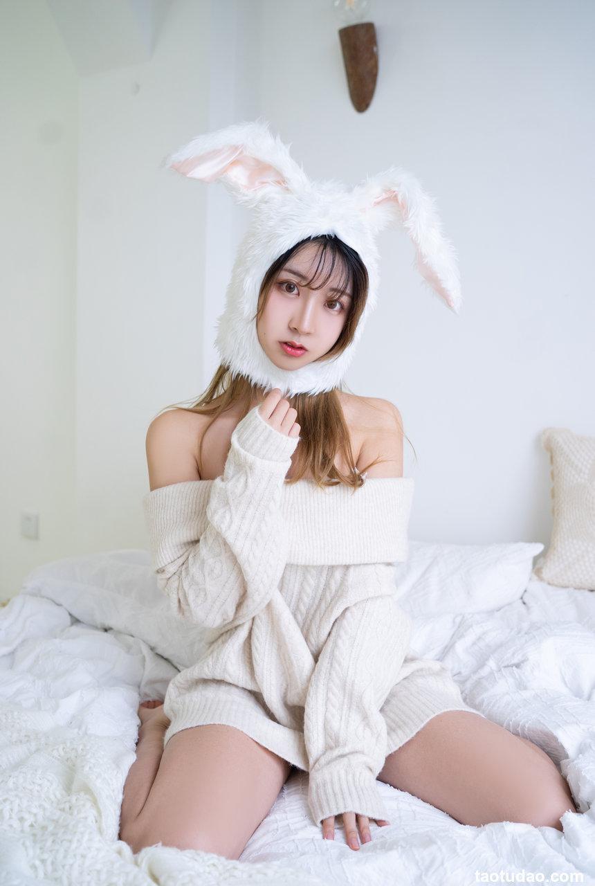 黑川 NO.024 年上彼女 白色毛衣 [12P-125MB]