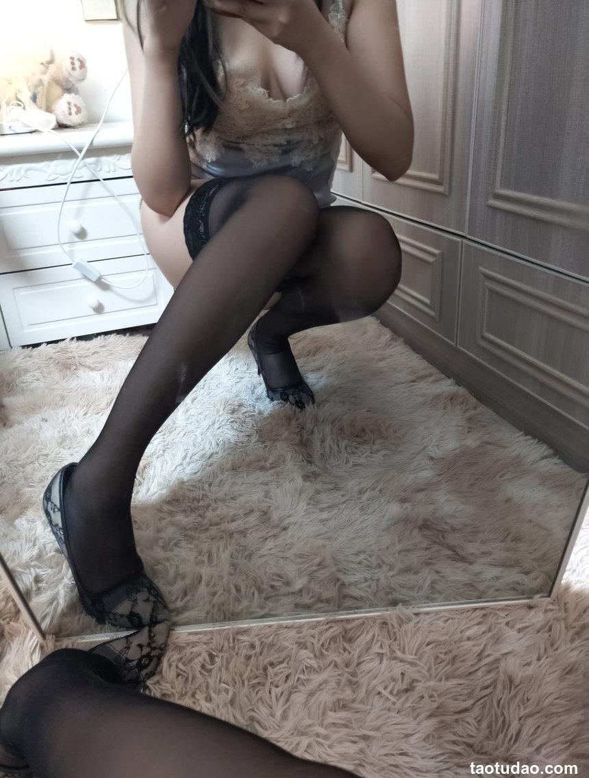 轩萧学姐 - NO.14 蓝色睡衣 [28P-149MB]