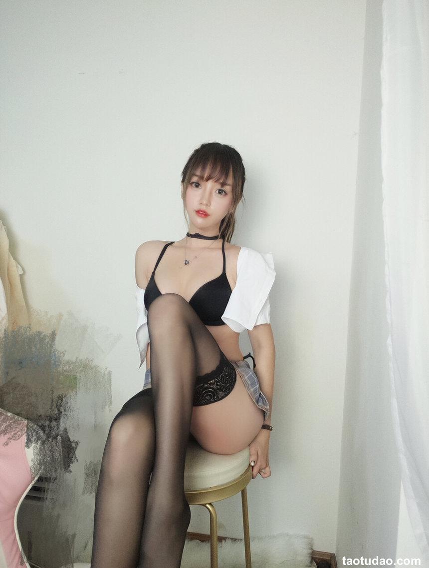 过期米线线喵 直播间齐b [16P 20M]