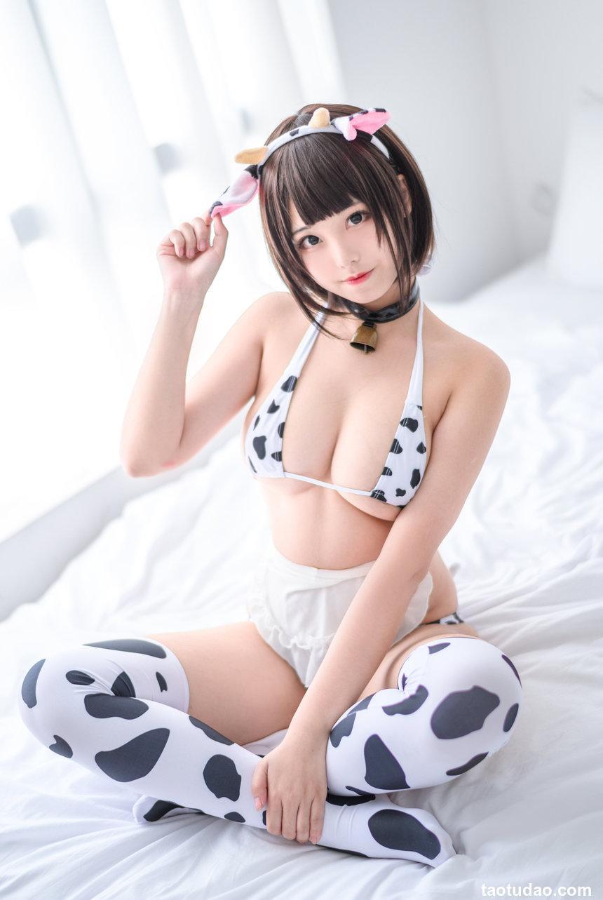 蜜汁猫裘 NO.035 小奶牛基础 [35P-240MB]